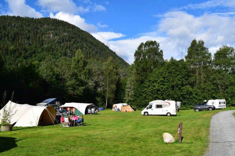 Buoy Camping Dalen kampeerplaatsen