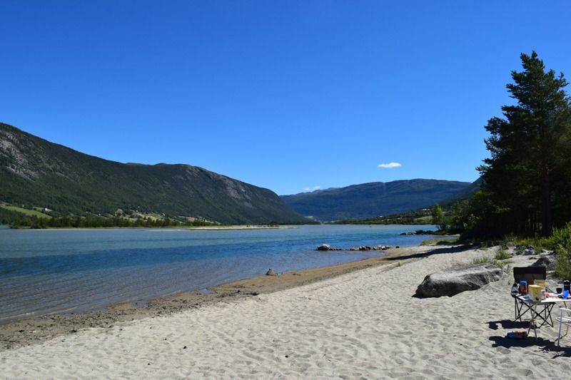 zandstrand bij Gjeilo Camping