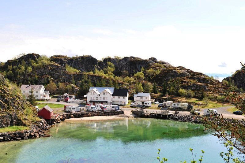 Sandvika Fjord og Sjohus Camping hoofdgebouw