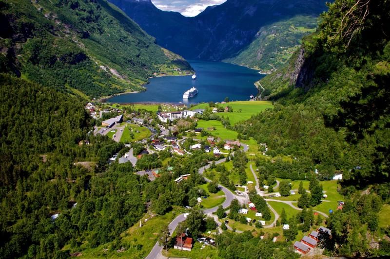 Vinje Camping Geiranger Ligging